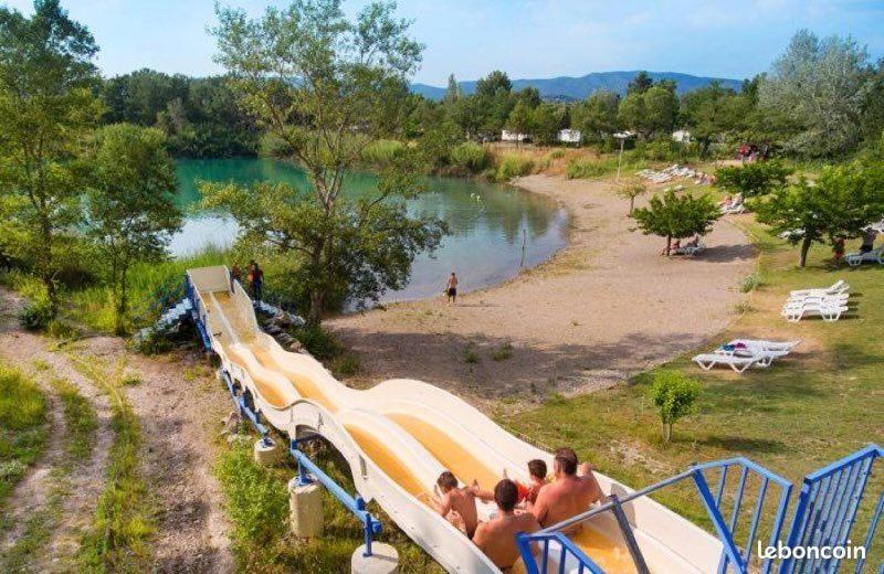 Mobil Home Tout Confort 6 Personnes Climatise Au Pied Du Luberon La Roque-d'Antheron Exterior photo